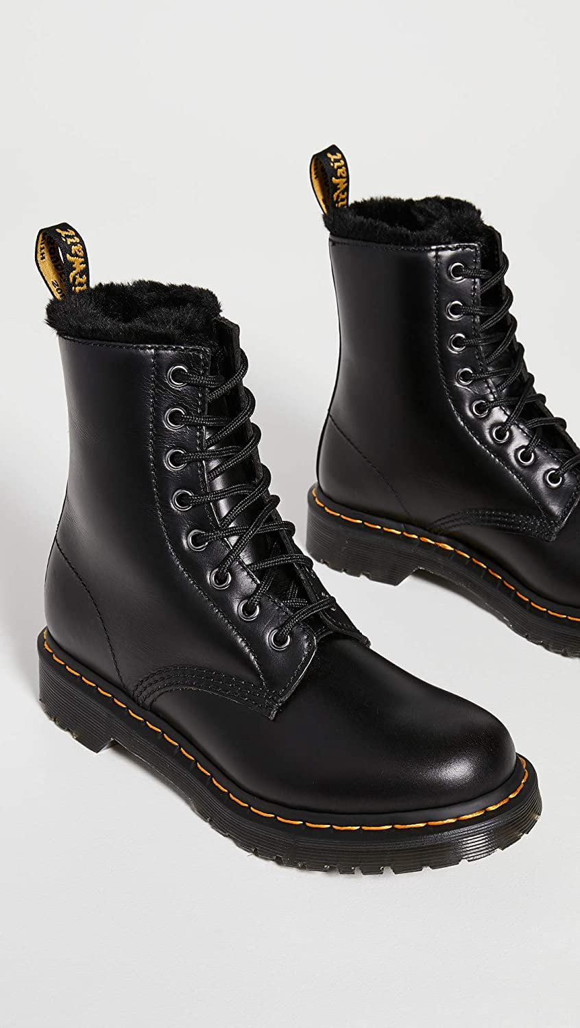 Women's Dr. Martens 1460 Serena 8-Eye Boot