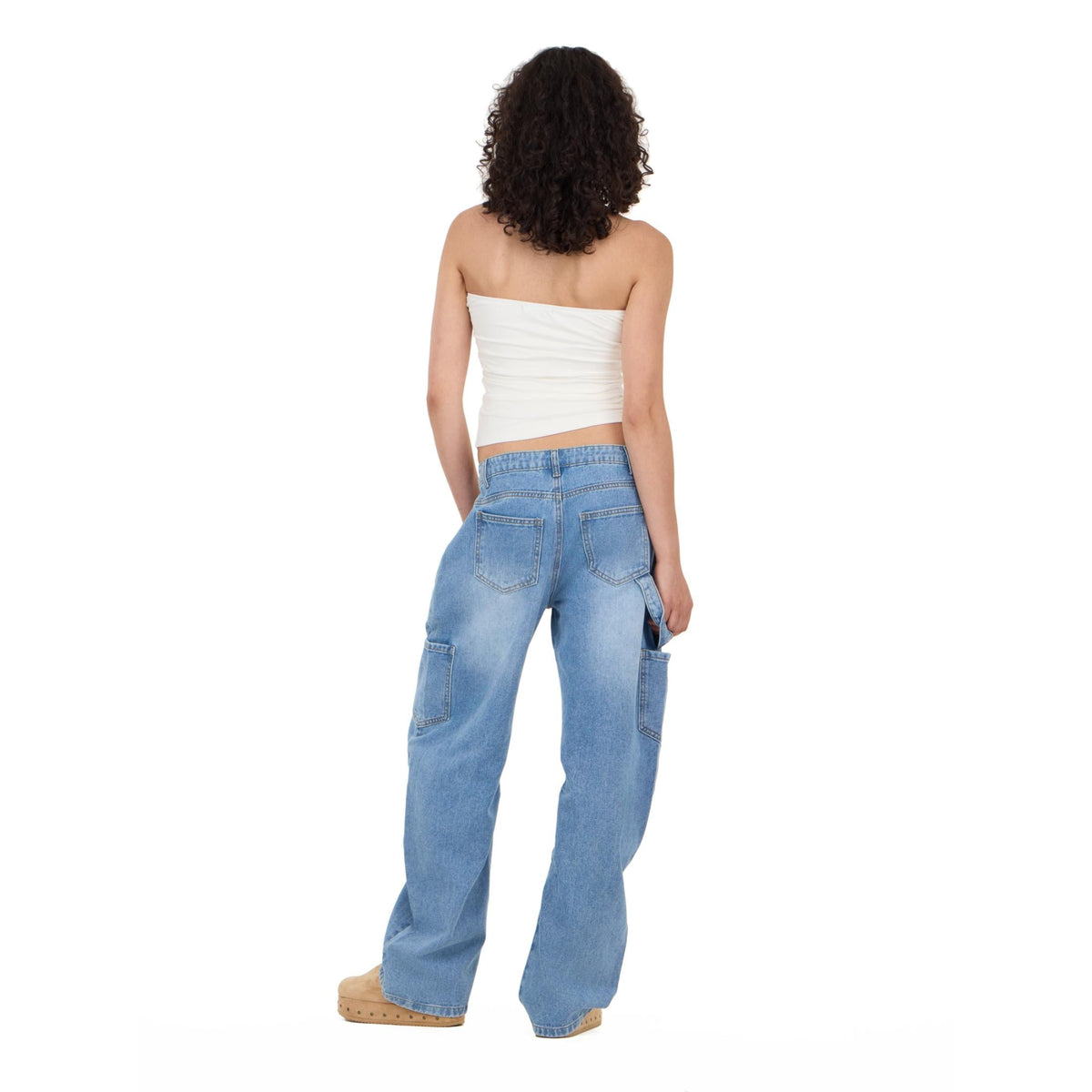 Forever 21 Women's Blue Barrel-Leg Cargo Jeans, Wide Barrel Silhouette for Everyday Casual Wear, Sizes 10