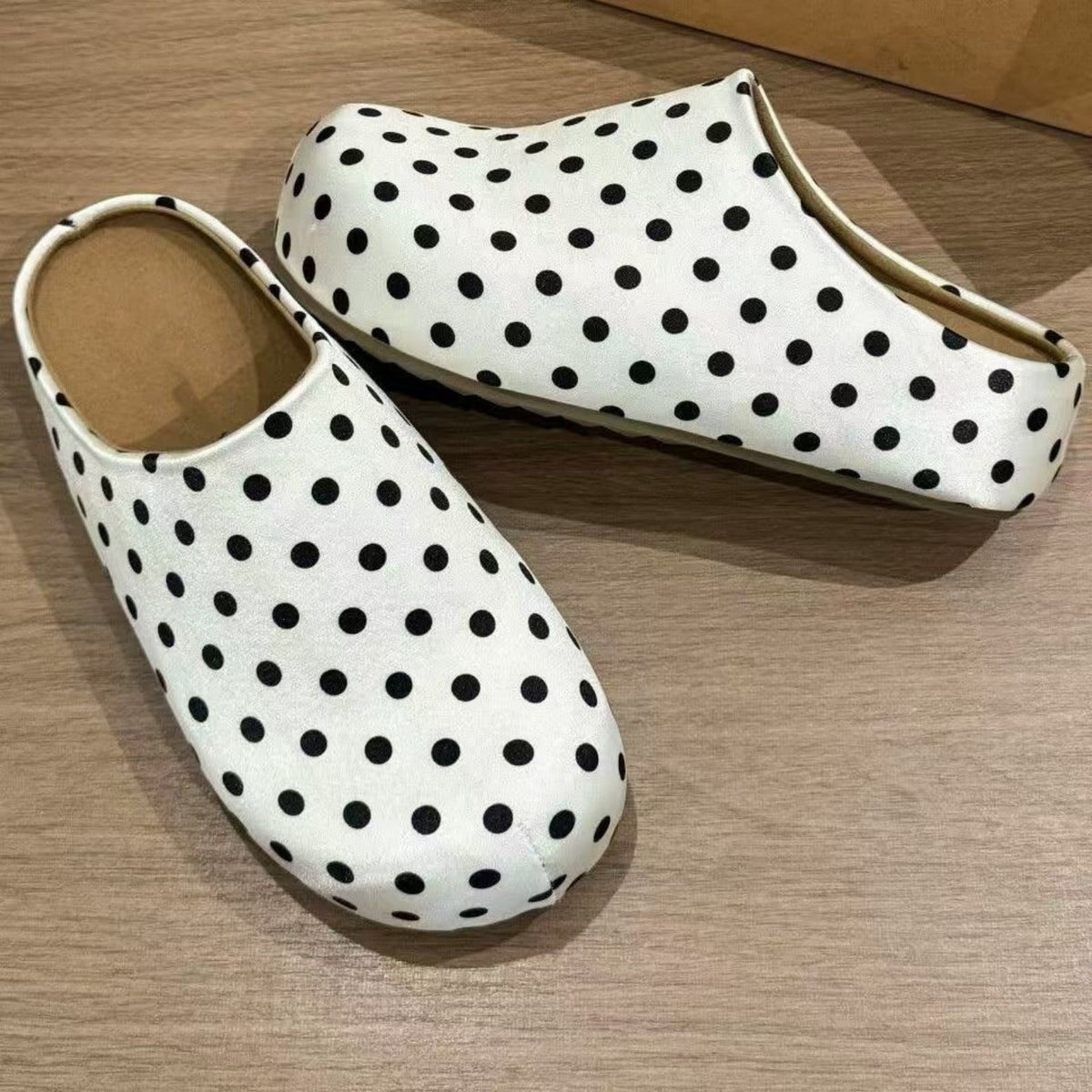 EaseDay Women's Slipper Shoes Comfortable Slip On Flats Casual Walking Shoes Lightweight Clogs for Women Summer Indoor Outdoor Use