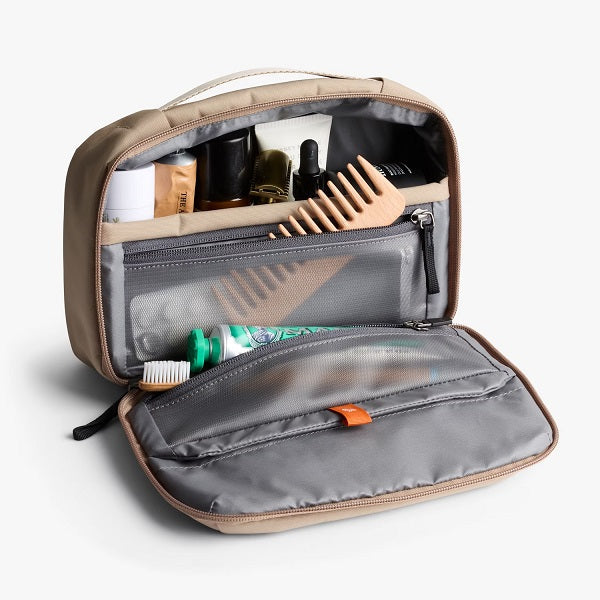 Bellroy Hanging Toiletry Kit